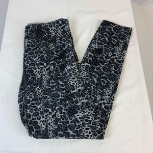 Women's CASABLANCA Leopard Black and Gray Leggings Size Small